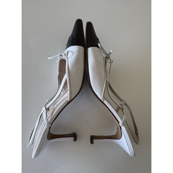 Chanel Black & White CC Logo Bow Captoe Slingback Pointed Toe Heels EU 38.5 - Picture 7 of 11